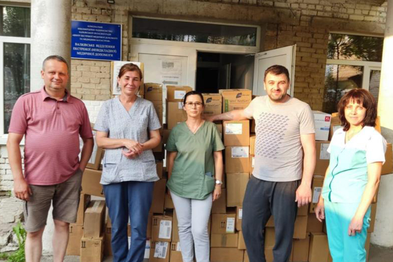 Much-needed medical equipment, funded in part by the GeoSentinel Foundation, arrives to motivate and uplift the spirits of staff at the Valkyvsk Department of Emergency Medical Care in Kharkiv, Ukraine.